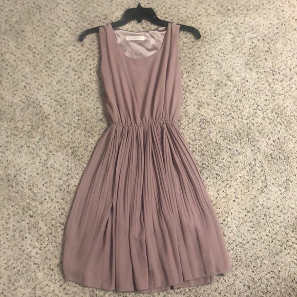 Dresses & Skirts - Tan Pleated Dress